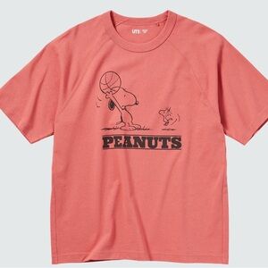 Uniqlo Peanuts Graphic Tee in Coral